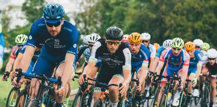 Dublins Docklands werden während der Cycling Ireland Championships zur Rennstrecke im Stadtzentrum